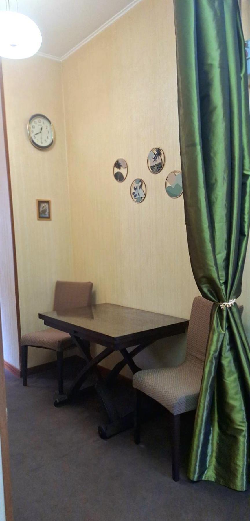 Cozy Apartment On Nezalezhnosti Avenue Kharkiv Bagian luar foto